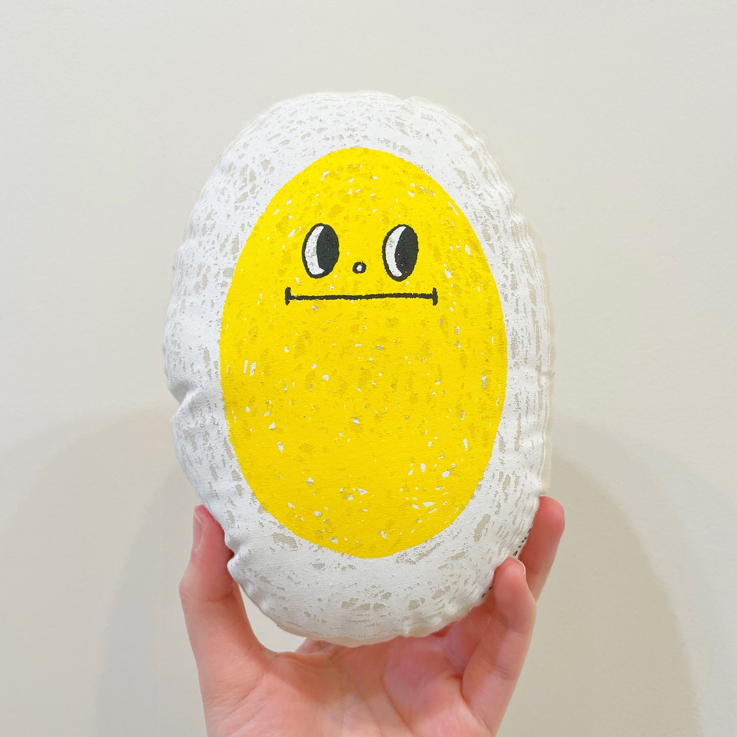 Yum! Club: Organic Eggy Pillow