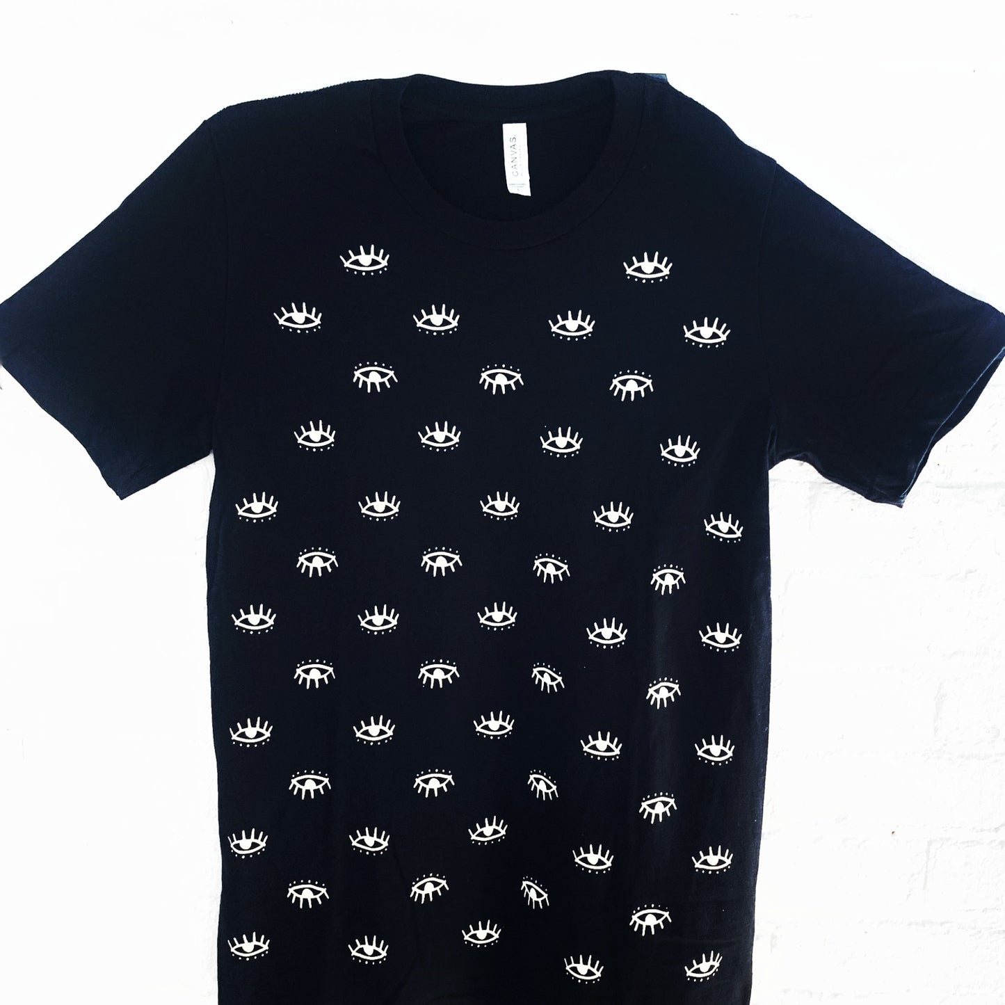Sarofox: Eyes T-shirt