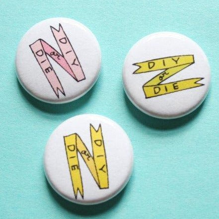 Midge Blitz: Assorted Buttons