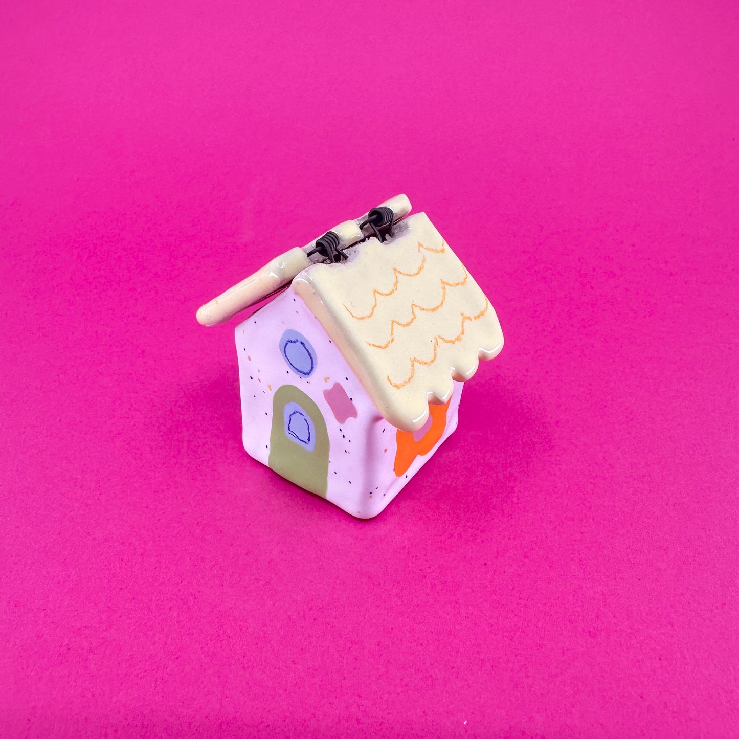 Lisa von Spronsen: Tiny Ceramic Houses