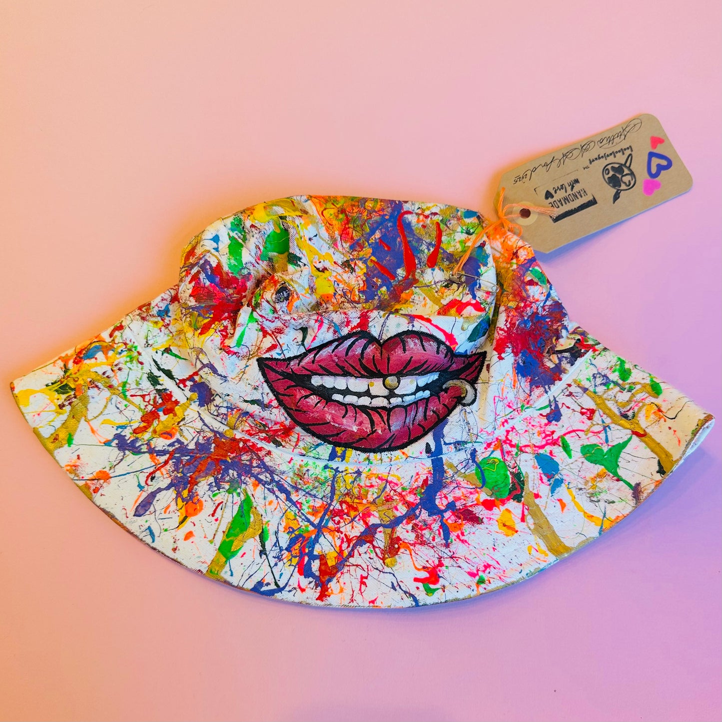 leeleeluvjoy: Bucket Hats