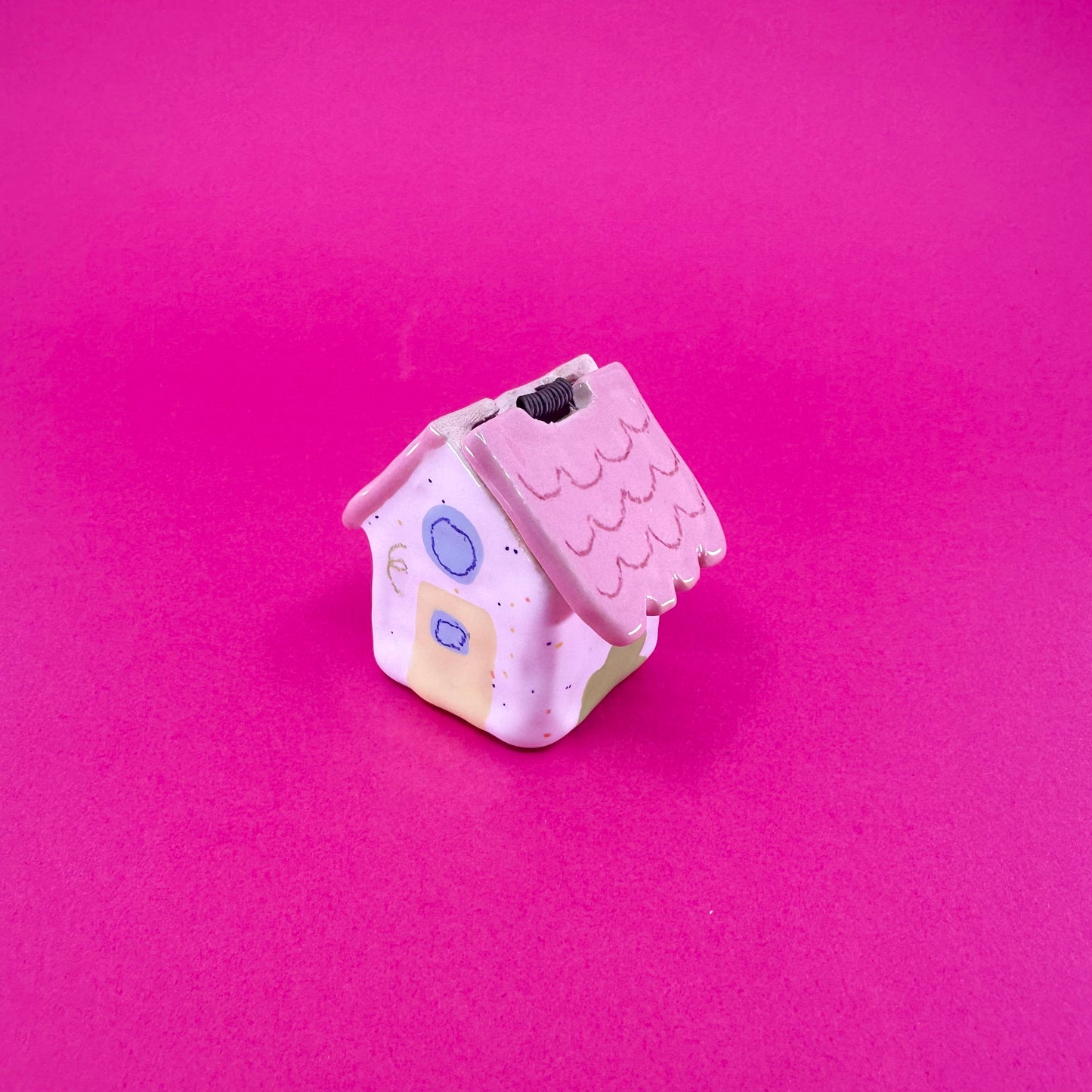 Lisa von Spronsen: Tiny Ceramic Houses