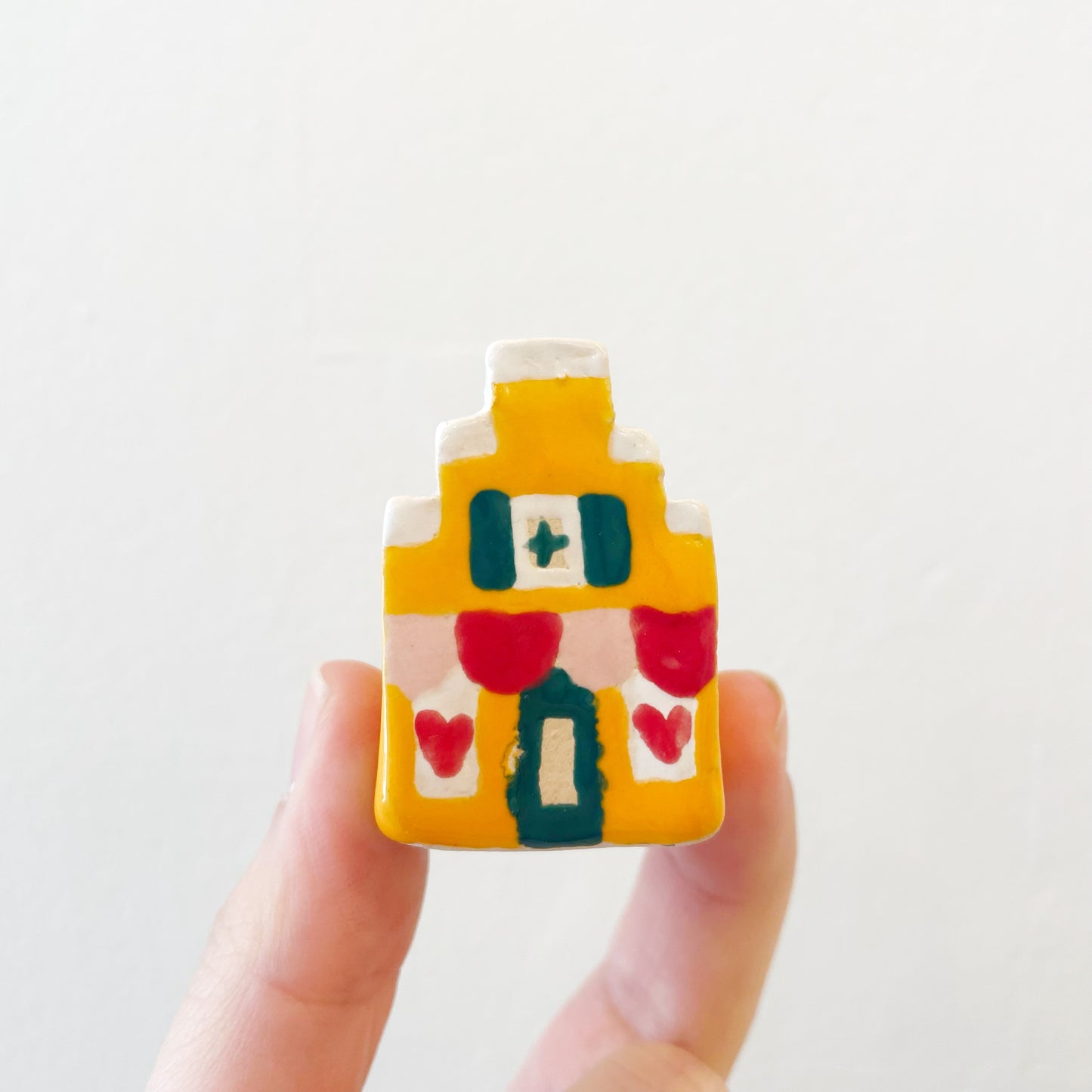 Julia Bridge: Tiny Ceramic Houses (assorted)