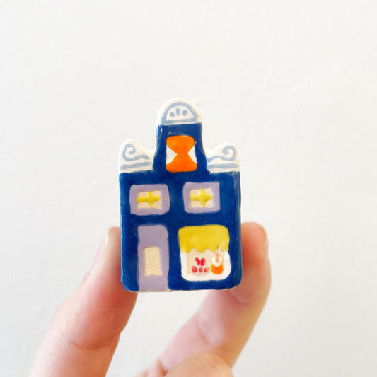 Julia Bridge: Tiny Ceramic Houses (assorted)