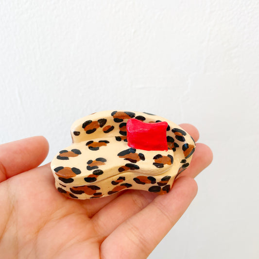 Mozzie's Studio: Mini Ceramic Furniture