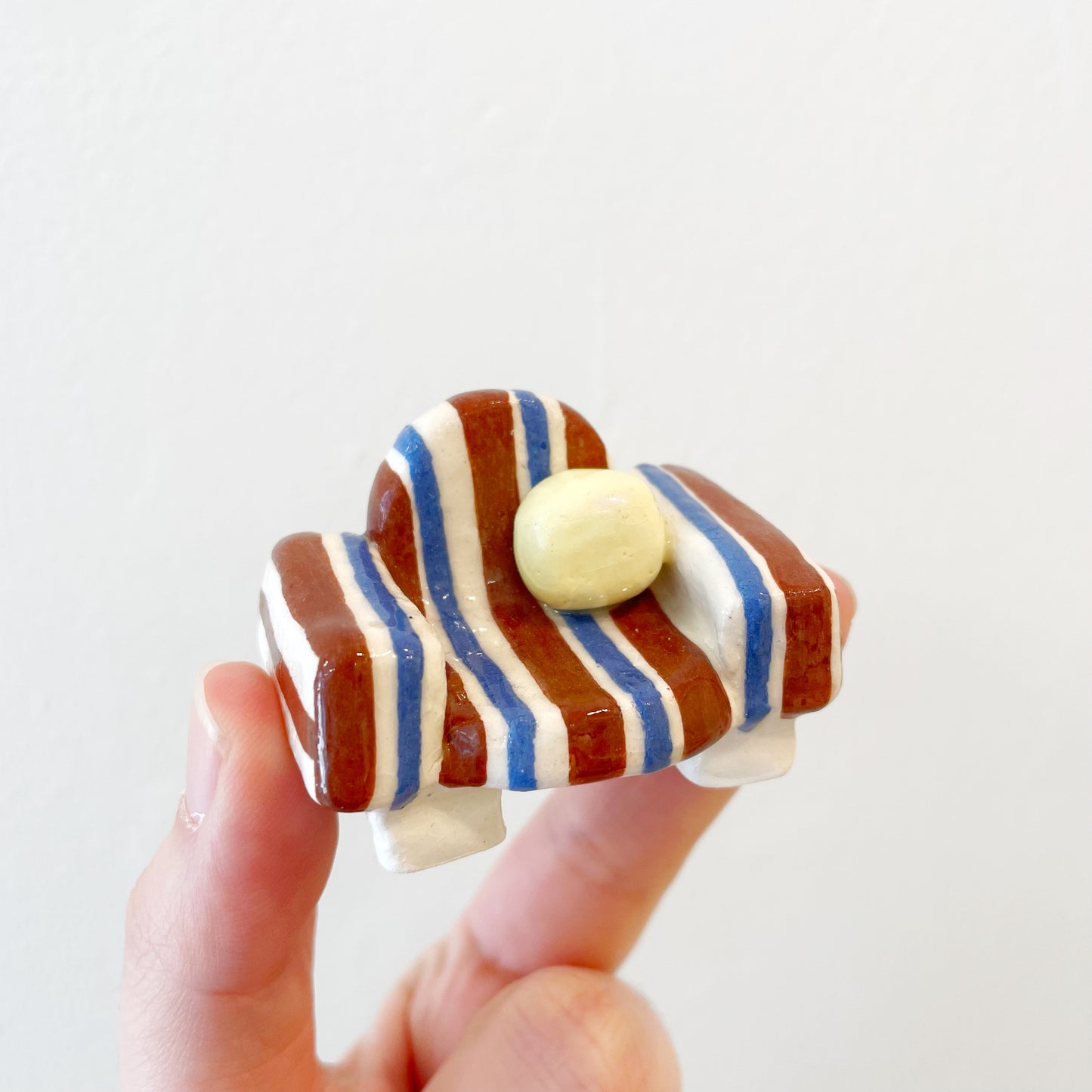 Mozzie's Studio: Mini Ceramic Furniture