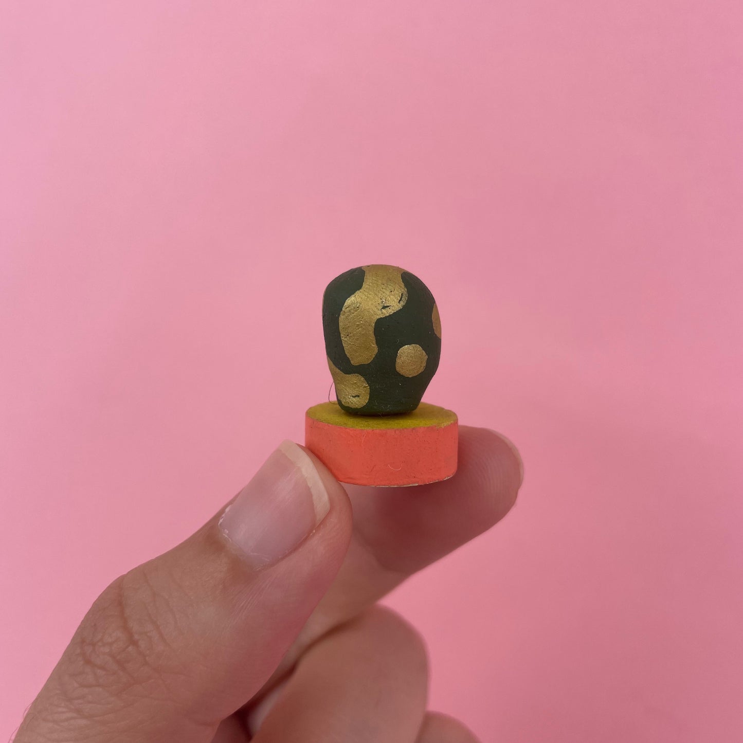 Chiaozza: Tiny Monumenta