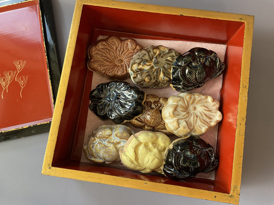 Erin Shigaki: Kashigata Flowers