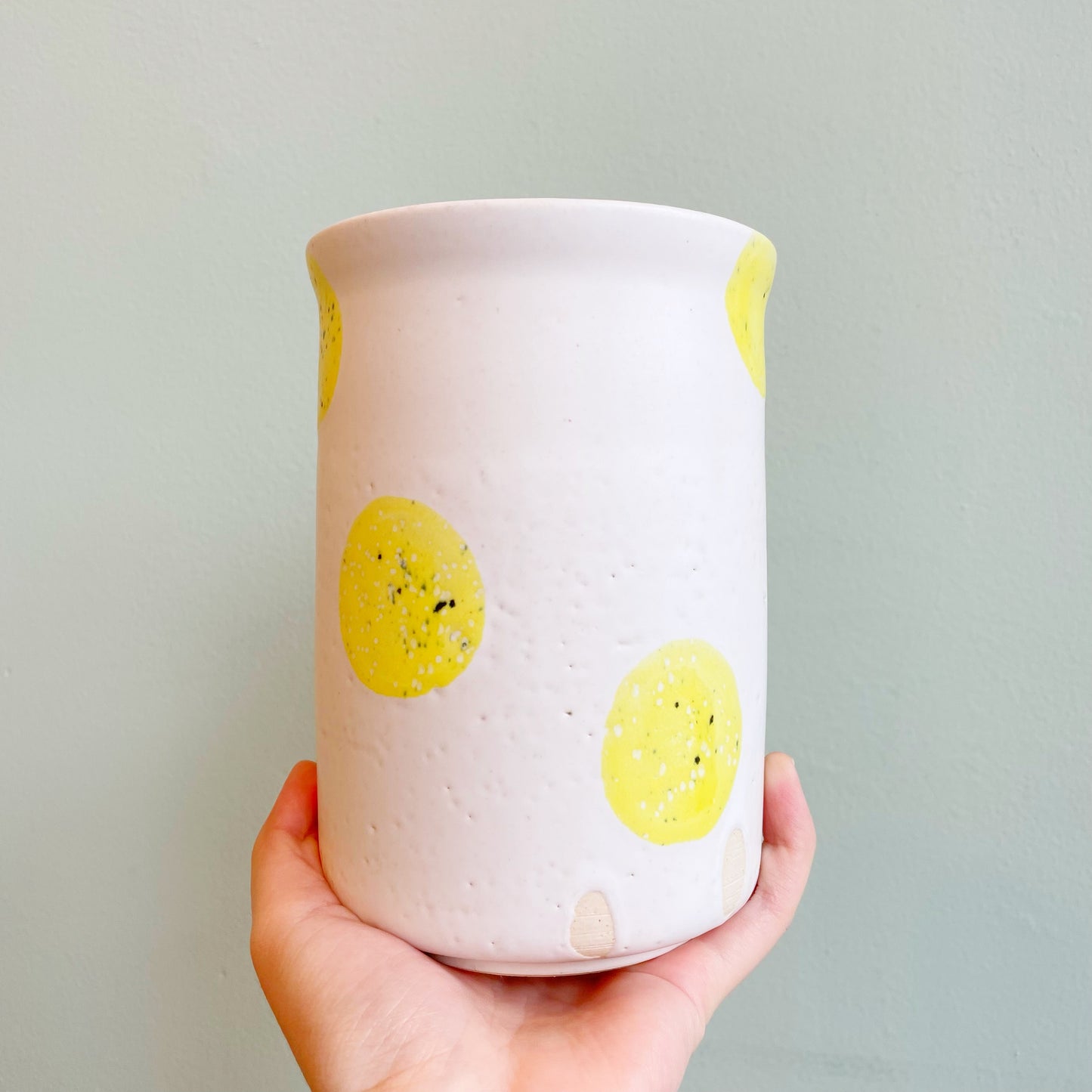 Potterylad: Dot Vases