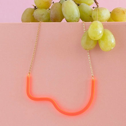 Sunny Side Studio: Curve Appeal Necklace