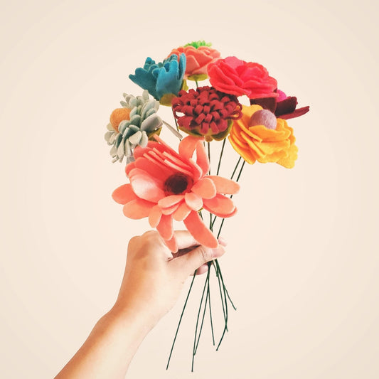loloplant: Felt Flowers